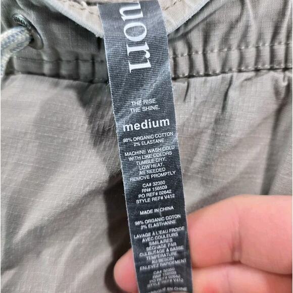 Vuori Pants Womens Medium Beige Ripstop Organic Drawstring Pull On Y412 - Picture 3 of 11